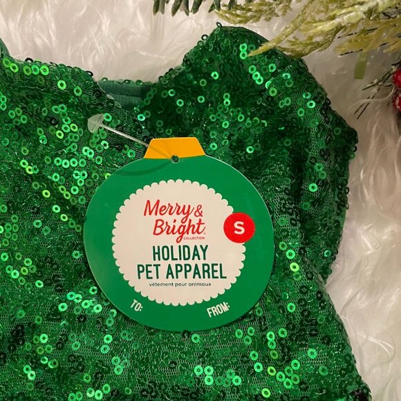 Glamorous Christmas Dress for Dogs!  NWT  Size Small - Picture 3 of 8